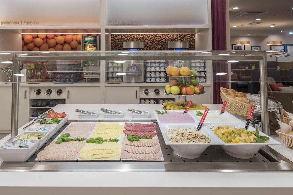 Hampton By Hilton Munich City West Hotel Ngoại thất bức ảnh